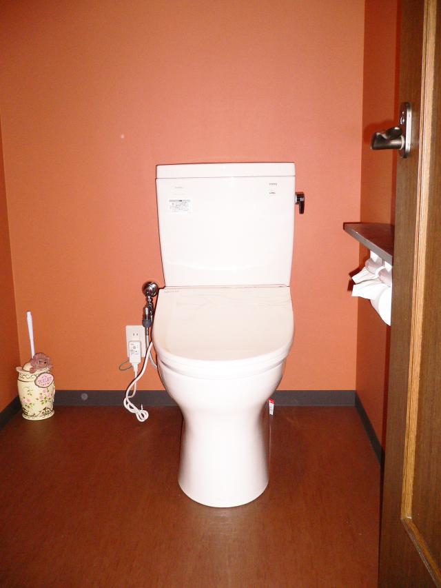 群馬館林　店舗改装　トイレは内装にこだわり